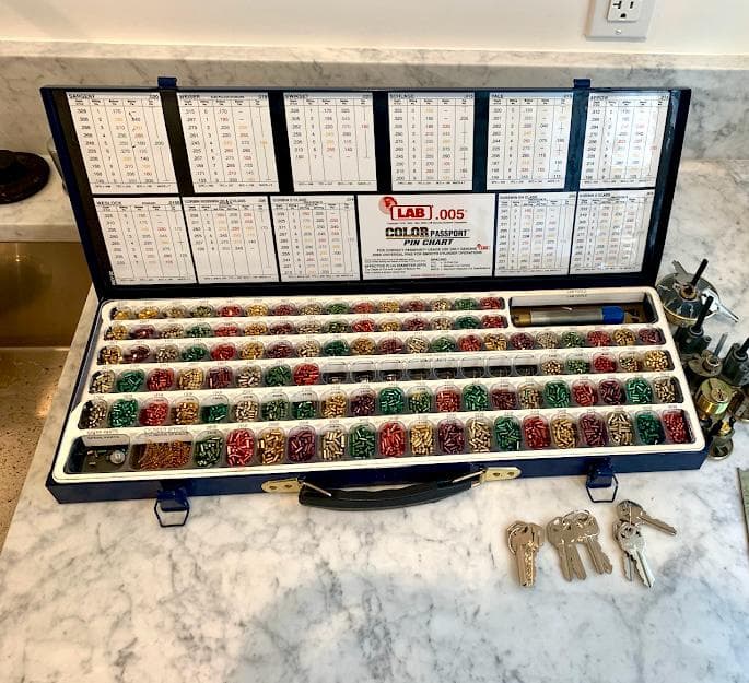 Rekey and lock change service 1